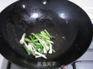 Stir-fried Pork with Garlic Shimeji Mushroom recipe