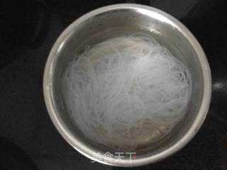 Steamed Loofah with Garlic Vermicelli recipe