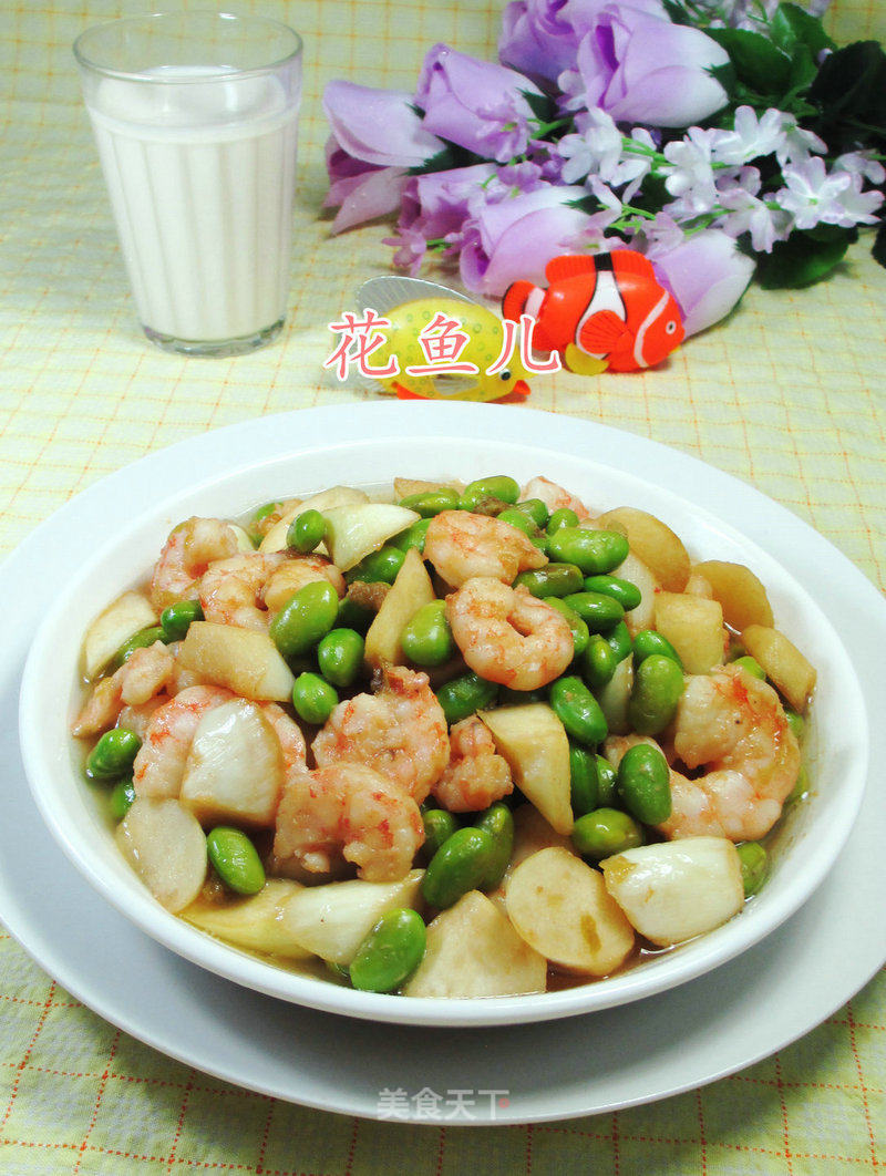 Stir-fried Edamame with Shrimp and Zizania White recipe