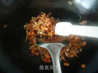 Fried Dried Small River Prawns with Carrots recipe
