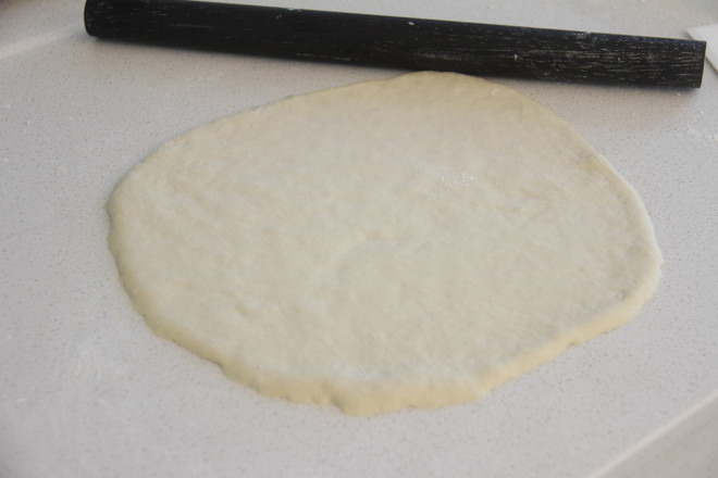 Salami Thin Bottom Pizza recipe