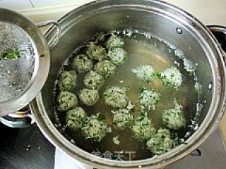 【lu Cai】boiled Coriander Balls recipe