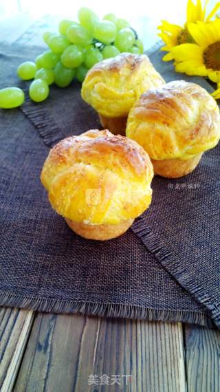 Coconut Hydrangea Bread recipe