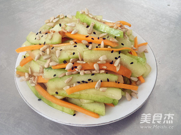 Carrots with Melon Peel recipe