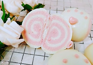 Creative Steamed Buns-two-color Cat's Claw Milk Knife to Cut Steamed Buns recipe