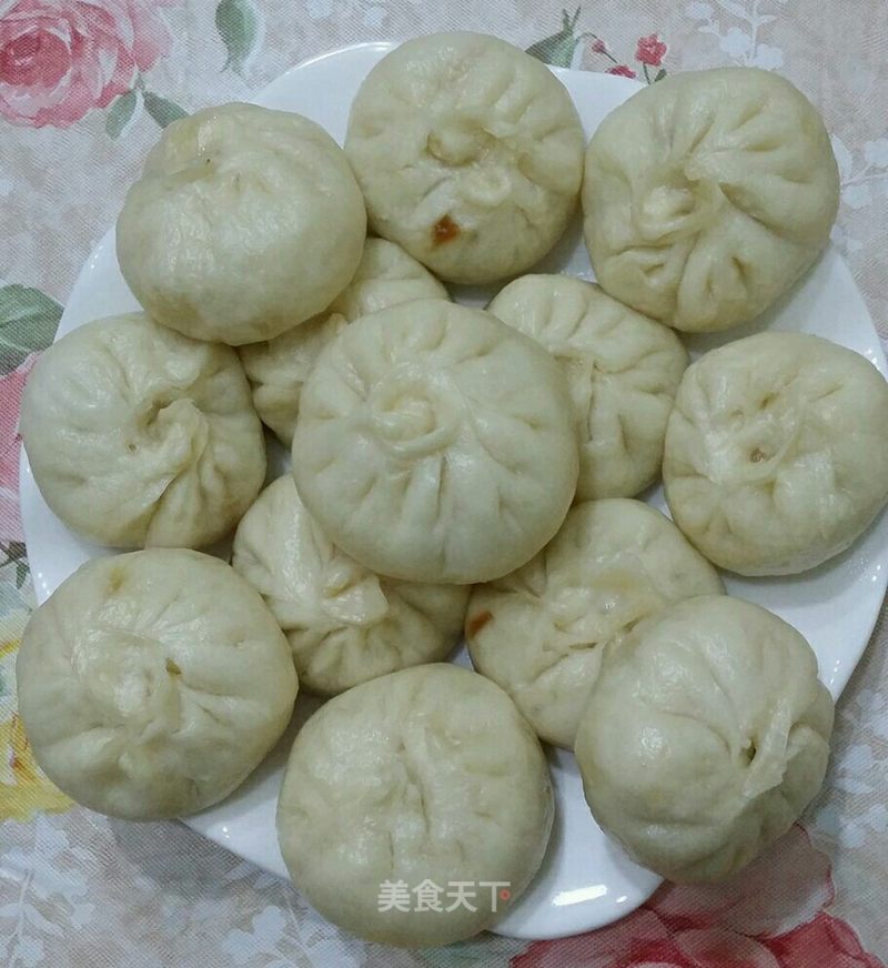 Small Steamed Buns with Radish Fungus recipe