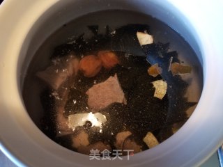 Black-eyed Kelp and Winter Melon Soup recipe