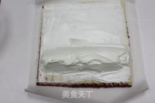 Red Velvet Whirlwind Cake Roll recipe