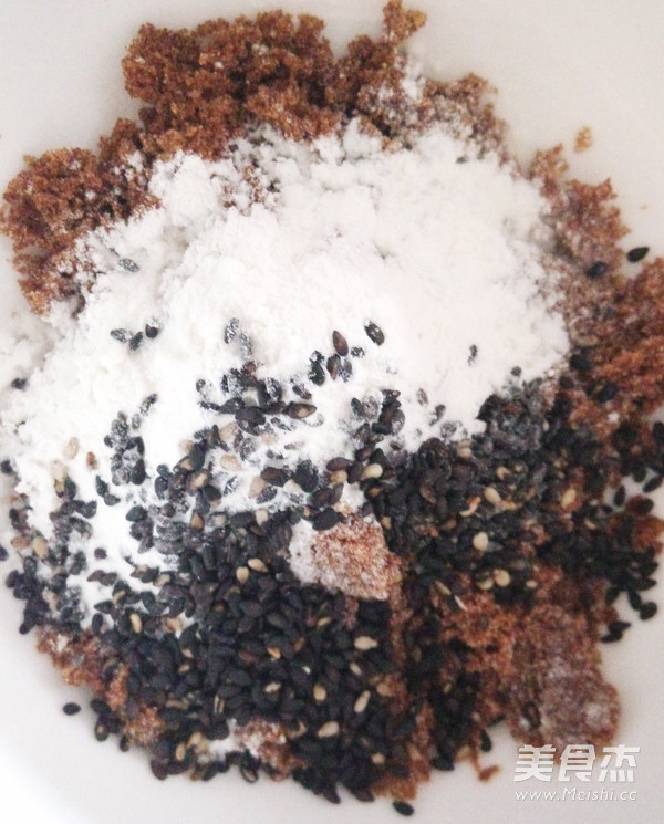 Brown Sugar Black Sesame Sugar Triangle recipe