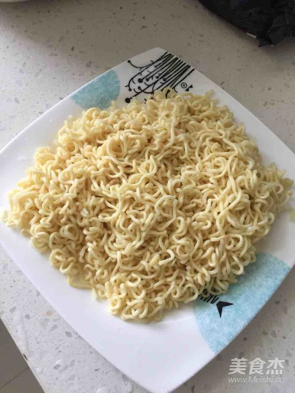 Fried Instant Noodles recipe