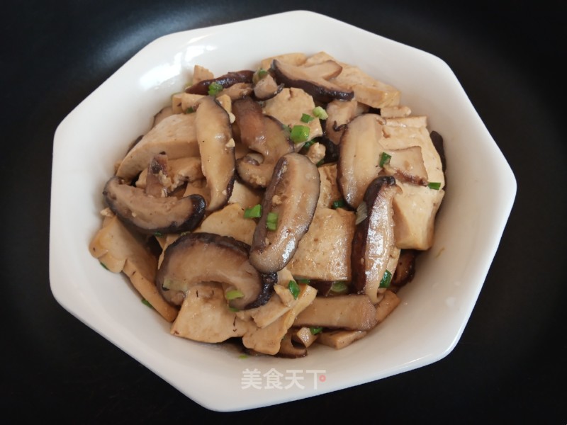 Tofu with Green Onion and Shiitake Mushrooms recipe
