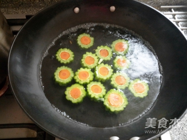 Bitter Gourd Stuffed Carrots recipe