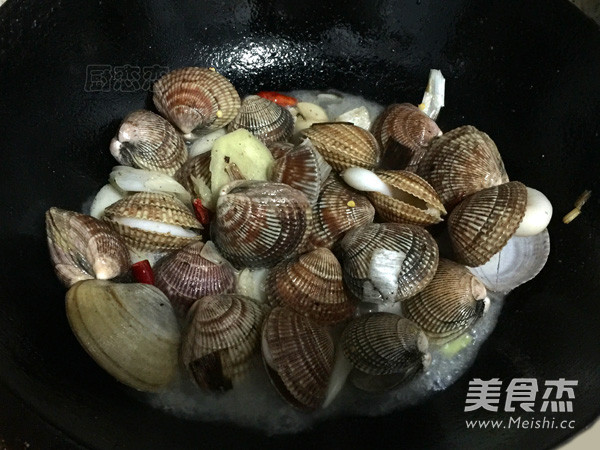Spicy Cockles recipe