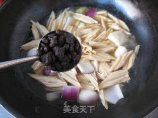 Warm Up The Cold Winter-soy Bean Curd Fish Head Pot recipe