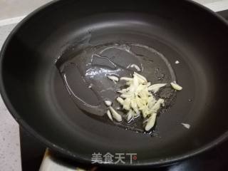 Stir-fried Garlic Chrysanthemum recipe