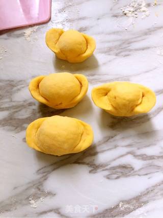 #aca Fourth Session Baking Contest# Making Pornographic Gold Ingot Bean Paste Buns recipe