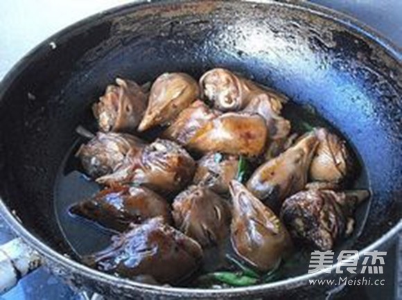 Braised Chicken Head recipe