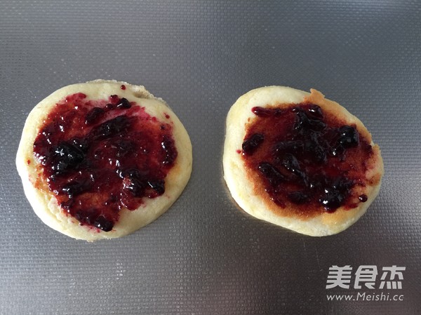 Jam Sandwich Shortbread recipe