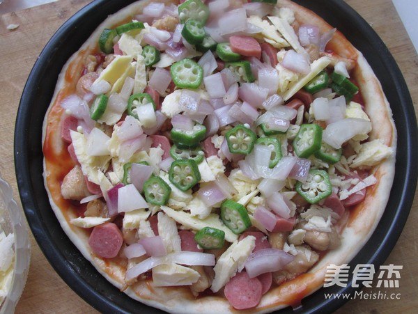Chicken Gumbo Pizza recipe