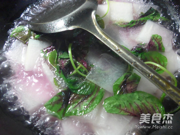 Red Amaranth and Winter Melon Soup recipe