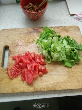 Tomato Fine Noodle Soup recipe