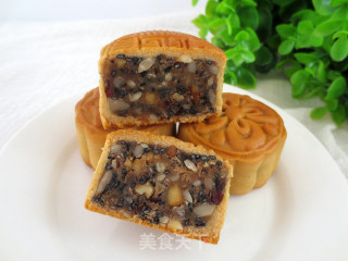 Brown Sugar Five-nut Moon Cakes in Memory recipe