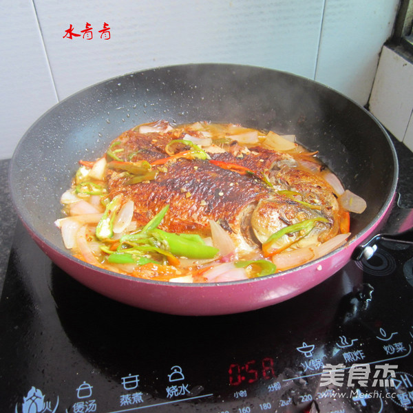 Fried Fish with Onions recipe