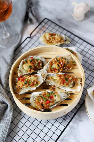 Steamed Oysters with Garlic Vermicelli recipe