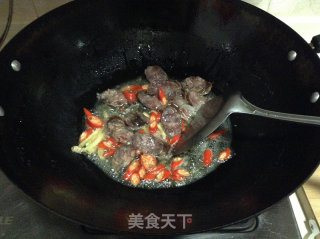 No Spicy But Not Happy-----------hunan Xun Sausage Stir-fried Beetroot recipe