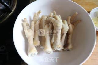 Private Braised Chicken Feet recipe