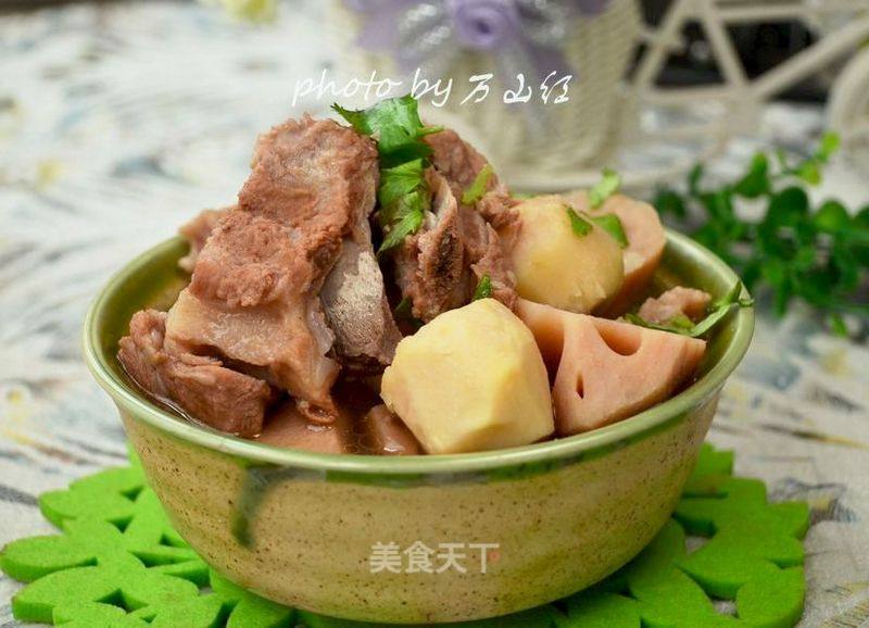 Stewed Pork Ribs with Taro and Lotus Root recipe