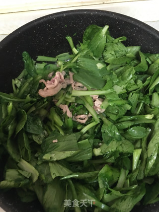 Stir-fried Noodles with Chopped Pork recipe