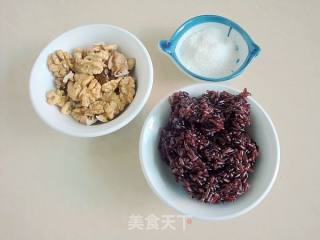 Walnut Purple Rice Porridge recipe