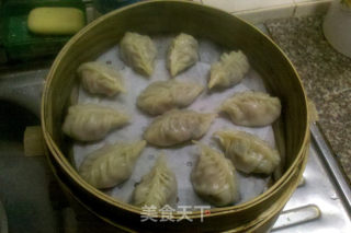 Steamed Dumplings with Mushroom and Pork recipe