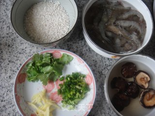 Mushroom and Shrimp Porridge recipe