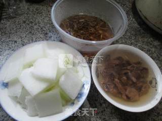 Bamboo Shoots, Dried Vegetables, Beef and Winter Melon Soup recipe