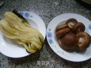 Stir-fried Cabbage with Mushrooms recipe