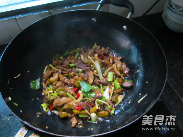 Hot and Sour Pork Head Meat recipe