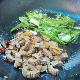 Stir-fried Kidney with Fresh Chili recipe