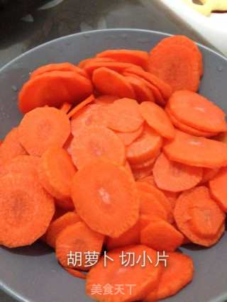 Baby Snacks Dried Carrots recipe