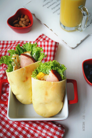 #四session Baking Contest and is Love to Eat Festival# Carrot Pocket Bread recipe