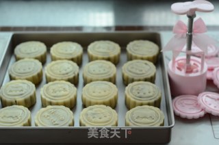 Kitty Five-none Mooncake recipe