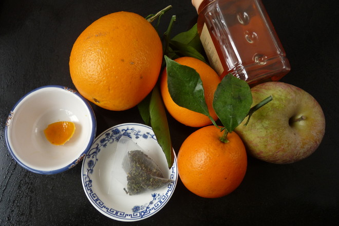 Orange Oolong Hot Tea recipe