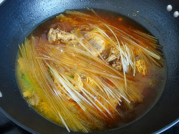 Carp Stewed Vermicelli recipe