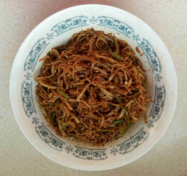 Spicy Sesame Seeds Mixed with Kohlrabi recipe