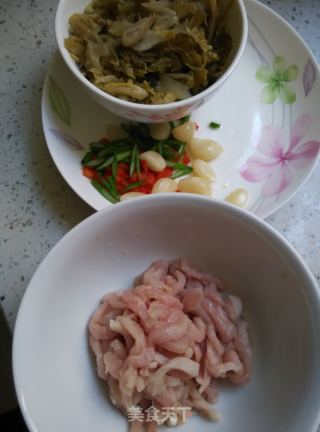 Kimchi and Pork Noodles recipe