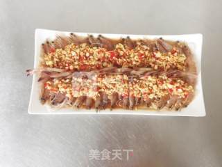 A Simple and Noodle Banquet Dish in Summer-steamed Shrimp with Garlic Vermicelli recipe