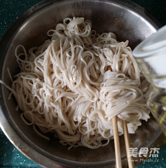 Spicy Soy Sauce Noodles recipe