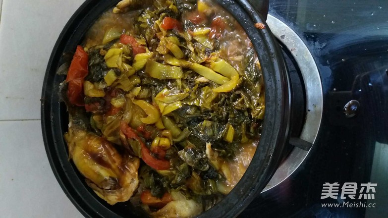 Braised Sauerkraut with Yellow Bone Fish recipe