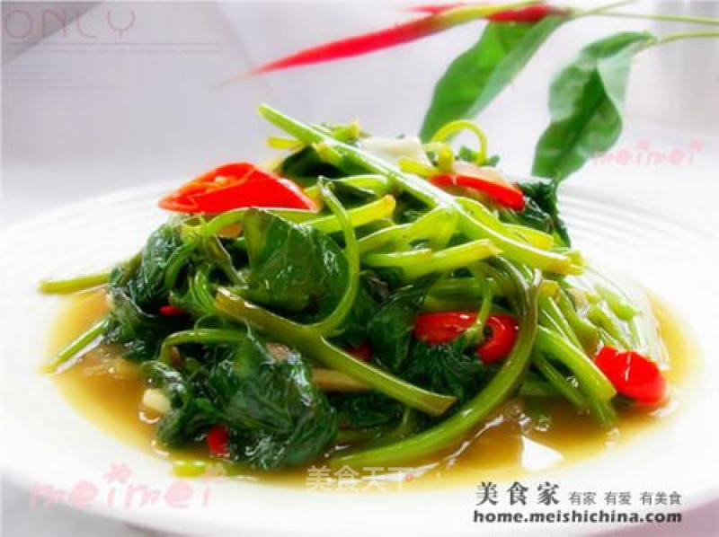 Home Cooking @@长寿菜~~ Stir-fried Sweet Potato Leaves recipe